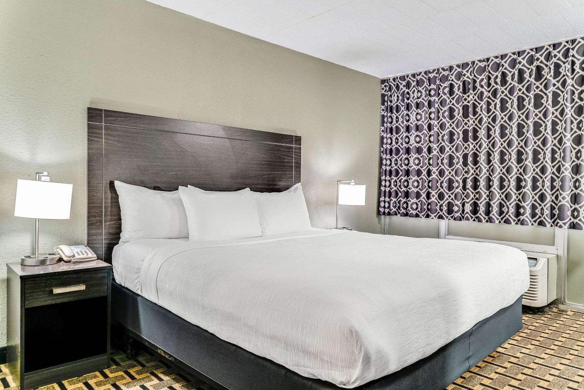 Inn Quality Downtown 2*