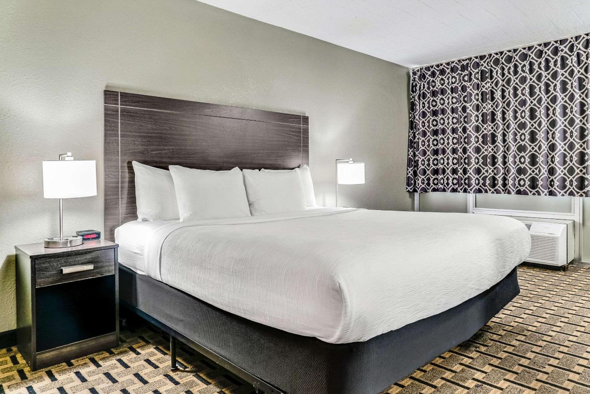 Quality Downtown Inn Detroit
