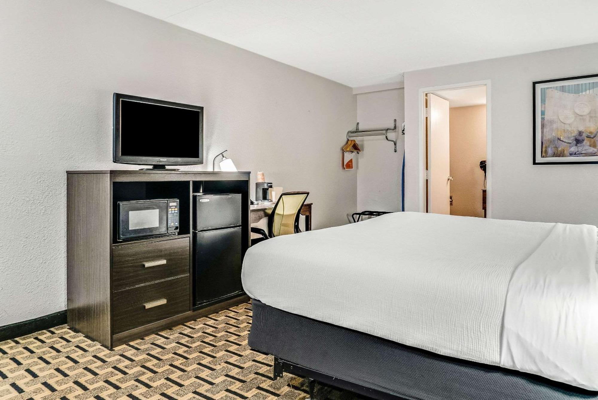 Quality Downtown Inn