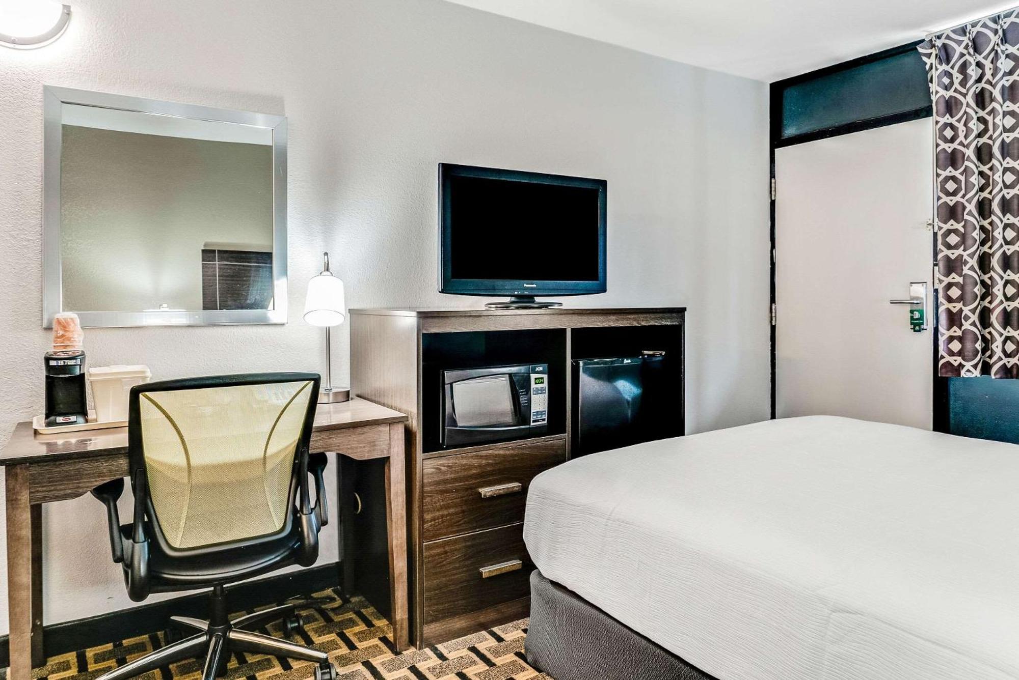 Inn Quality Downtown 2*