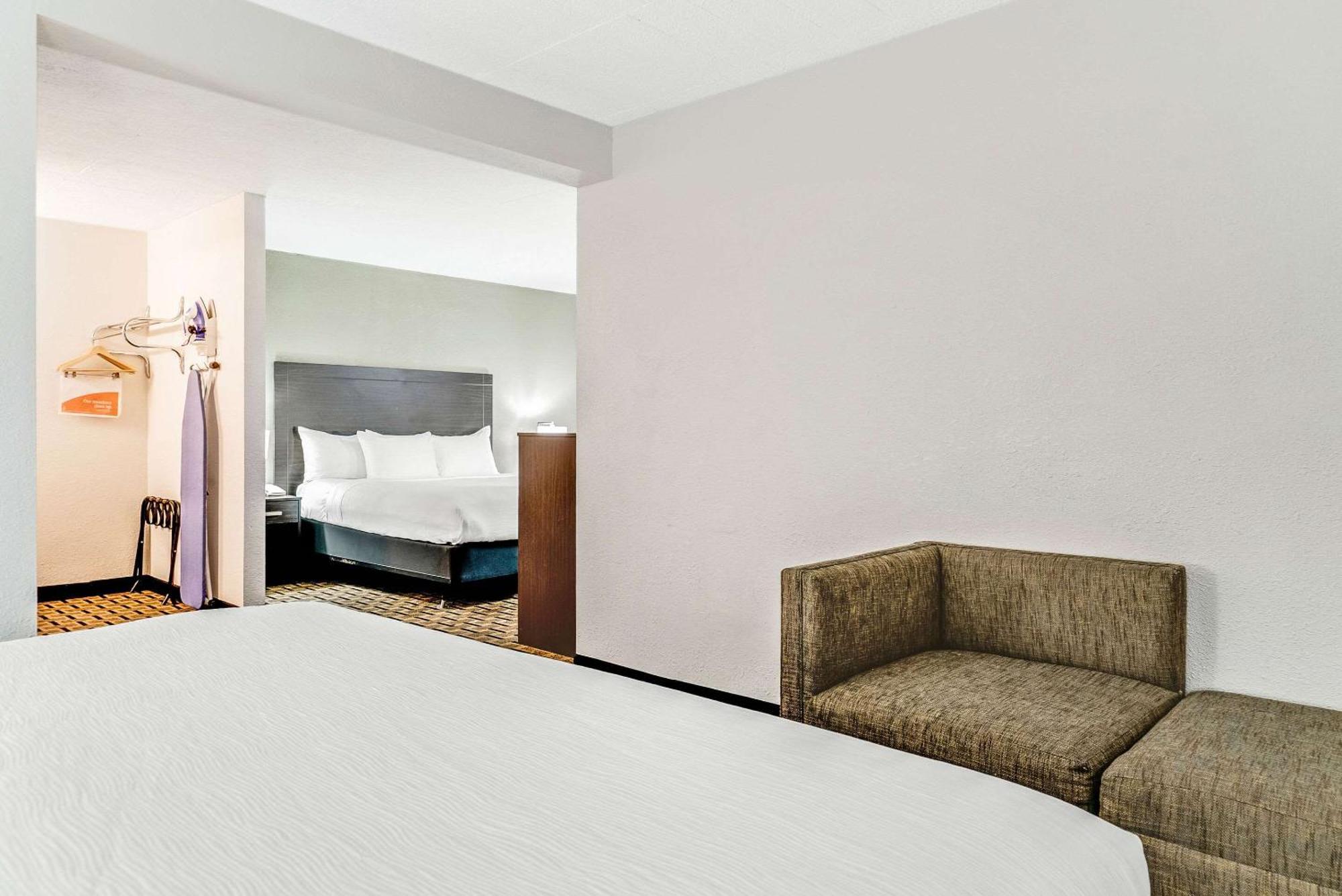 Quality Downtown Inn