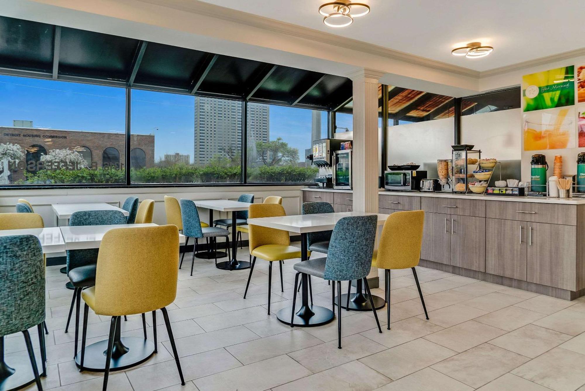 Quality Downtown Inn 2*